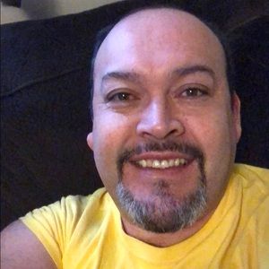 Meet your Posher, Everardo